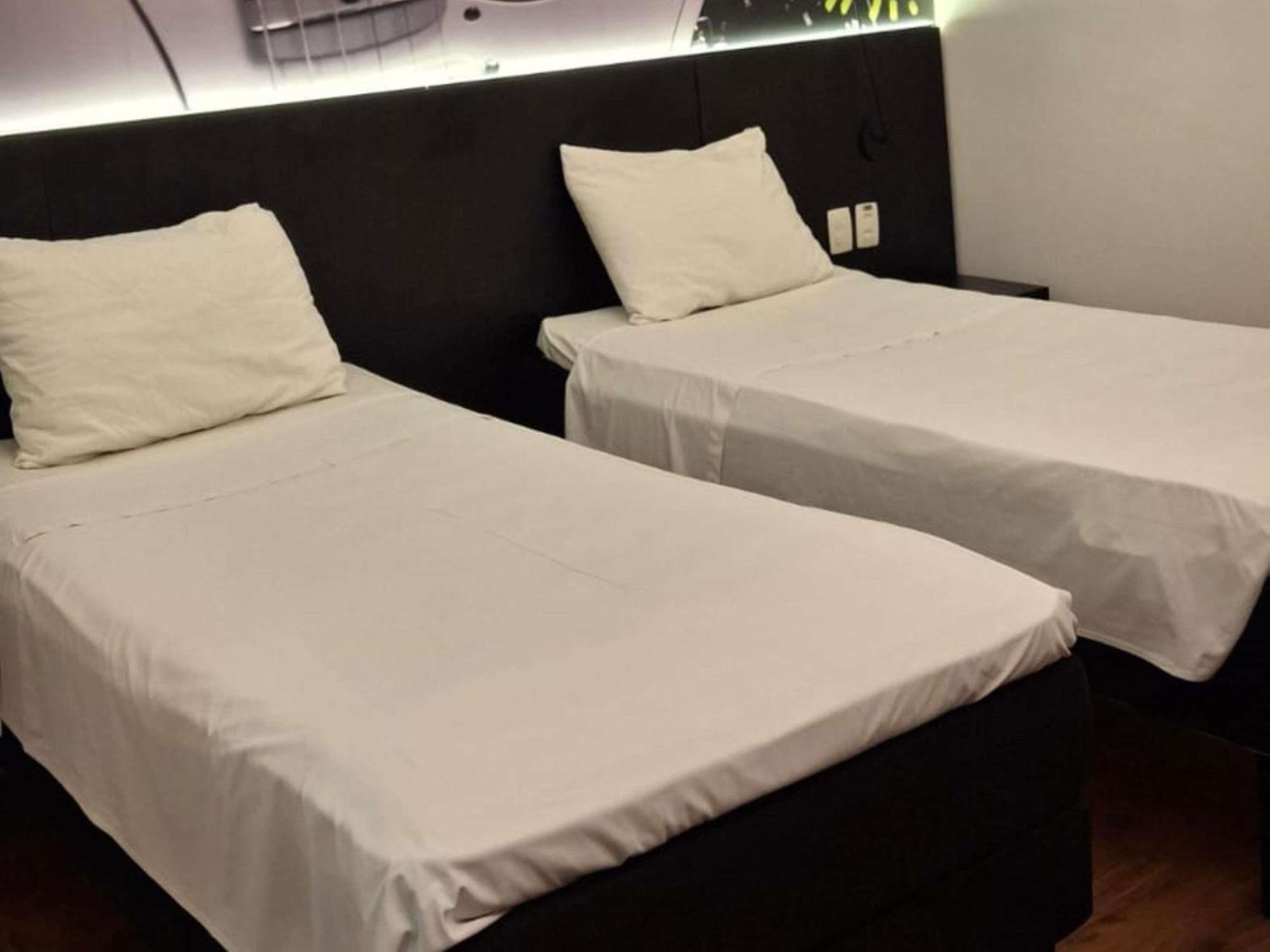 ホテル Ibis Styles Taubaté エクステリア 写真
